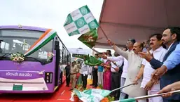 कर्नाटक के मुख्यमंत्री बसवराज बोम्मई ने नई शुरू की गई ई बसों को राज्य के नागरिकों को समर्पित किया। 